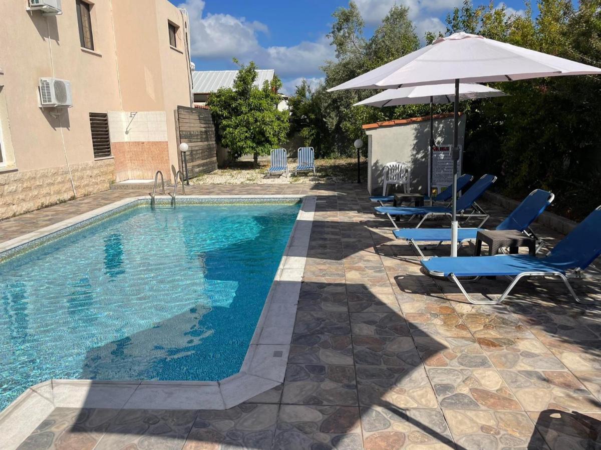 Villa Ocean Stones 1Km From Main Coral Bay Beach Pegeia Exterior foto