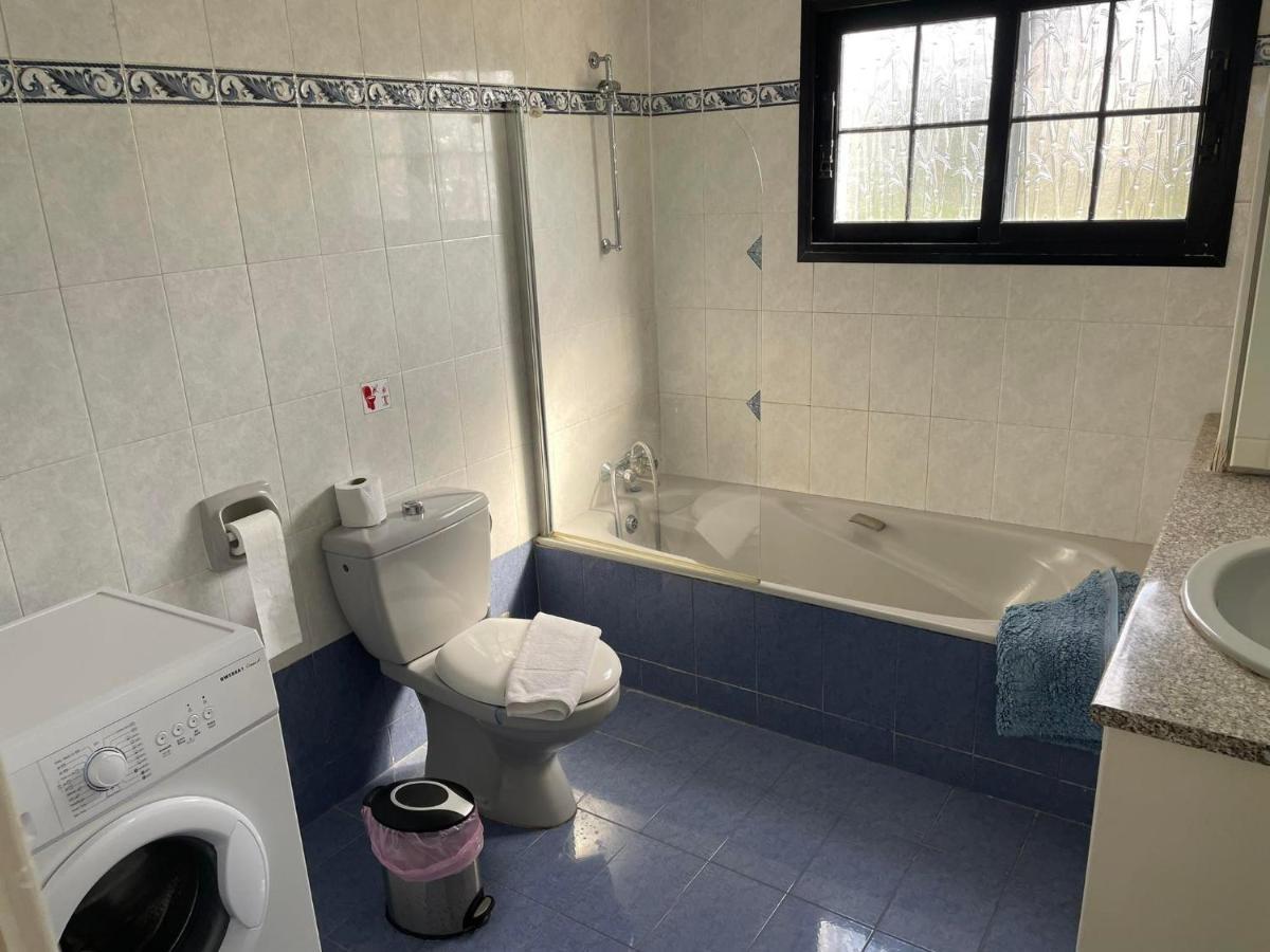 Villa Ocean Stones 1Km From Main Coral Bay Beach Pegeia Exterior foto