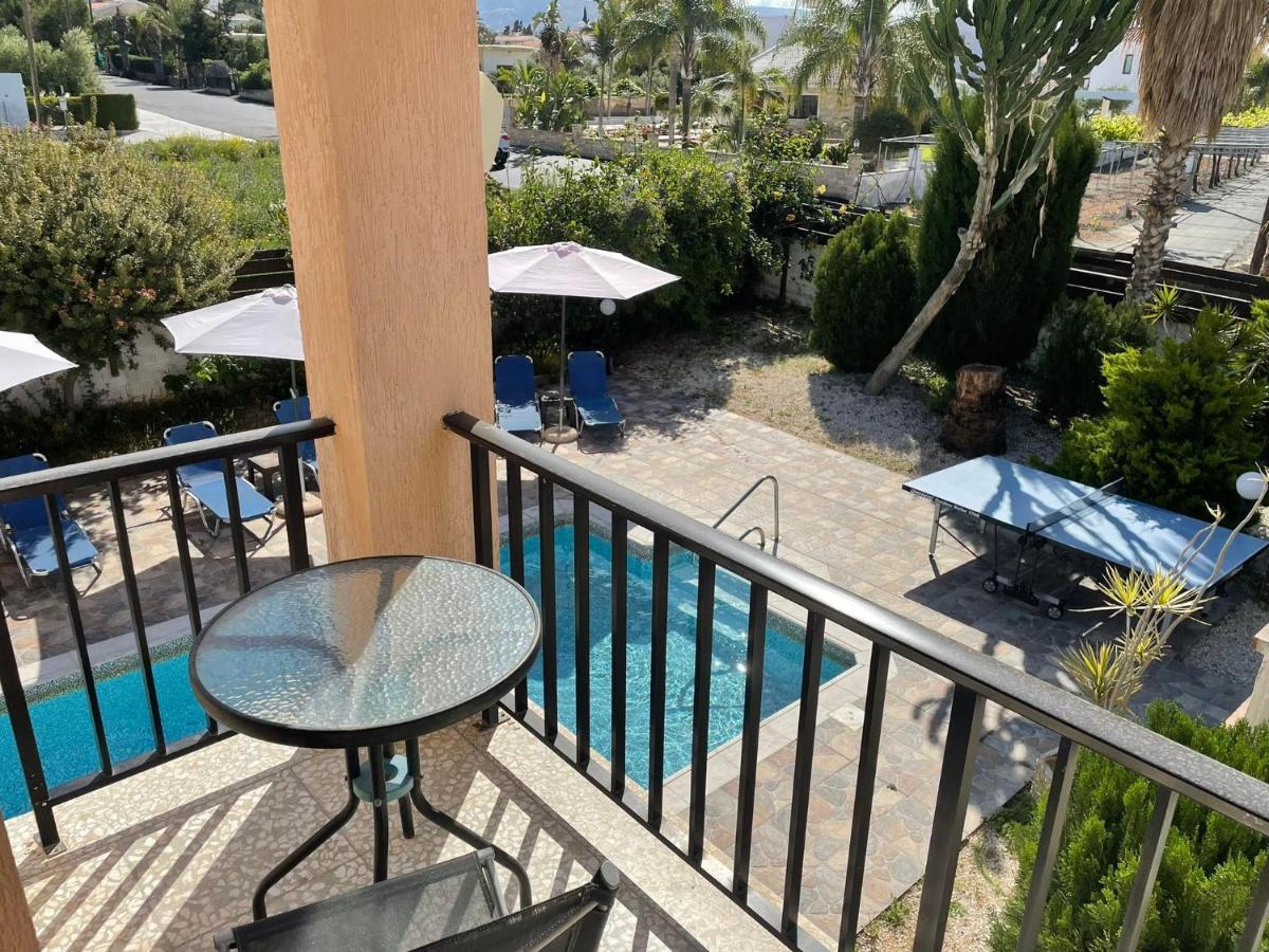 Villa Ocean Stones 1Km From Main Coral Bay Beach Pegeia Exterior foto